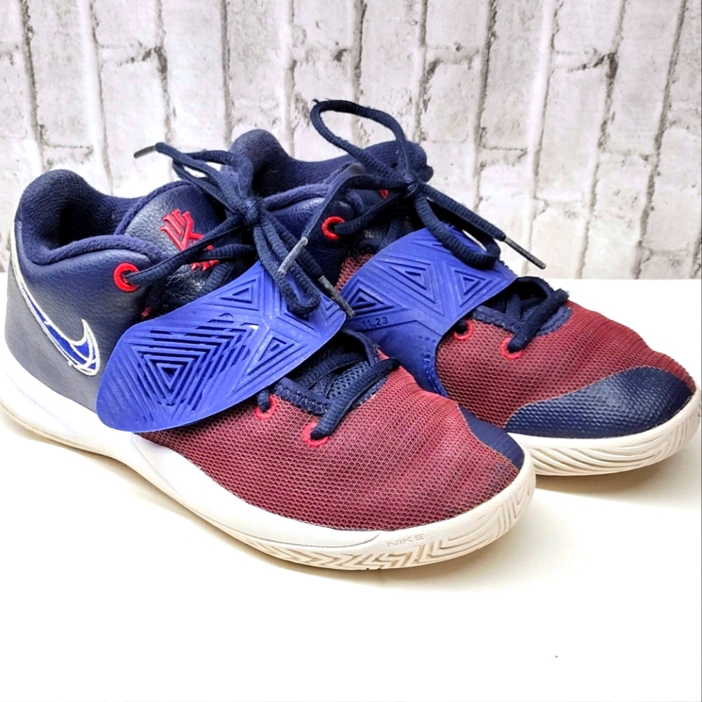 Nike Kyrie Flytrap 3 EP Obsidian Deep Royal Blue Kids Size 3Y Shoes (BQ5621-400)